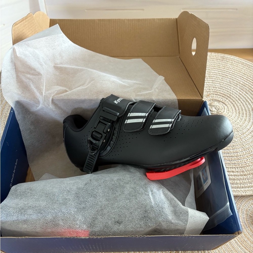 Women's Black Cycling Shoes